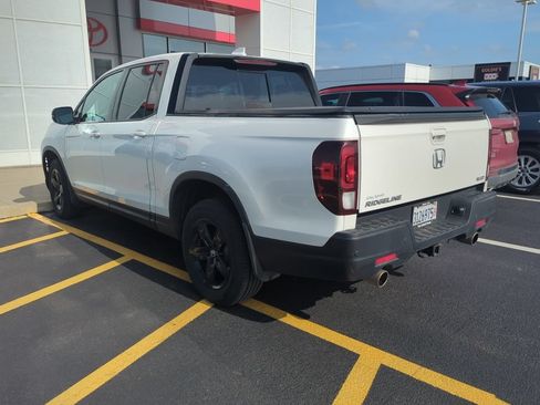 Used 2021 Honda Ridgeline Black Edition image 3