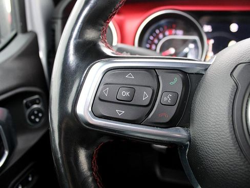 Used 2022 Jeep Wrangler Unlimited Rubicon w/ Cold Weather Group image 12