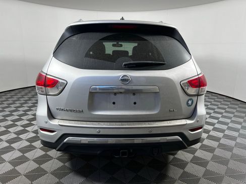Used 2016 Nissan Pathfinder SL w/ SL Tech Package image 6