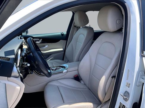 Used 2019 Mercedes-Benz GLC 300 image 25
