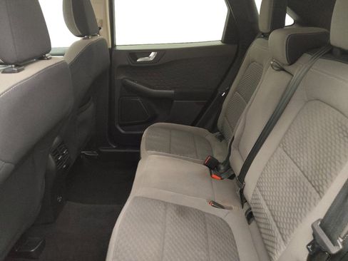 Used 2020 Ford Escape SE FWD image 18