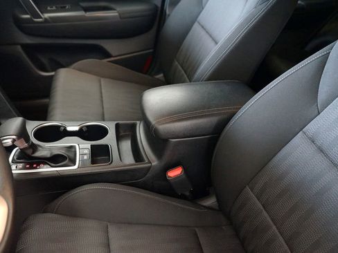 Used 2022 Kia Sportage LX image 25