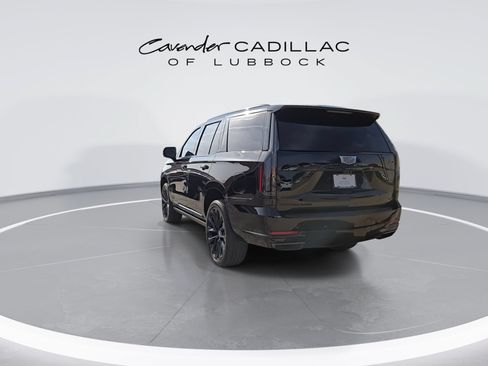 Certified 2025 Cadillac Escalade Sport Platinum w/ LPO, ONYX Package AWD/4WD image 7