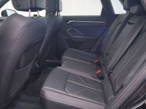 Used 2023 Audi Q3 2.0T Premium Plus w/ Premium Plus Package image 7