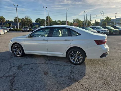 Used 2023 Volkswagen Jetta Sport FWD image 4