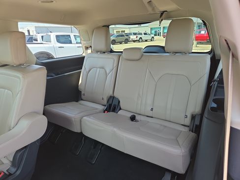 Certified 2024 Ford Expedition Limited RWD image 12
