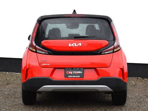 Used 2023 Kia Soul S FWD image 4