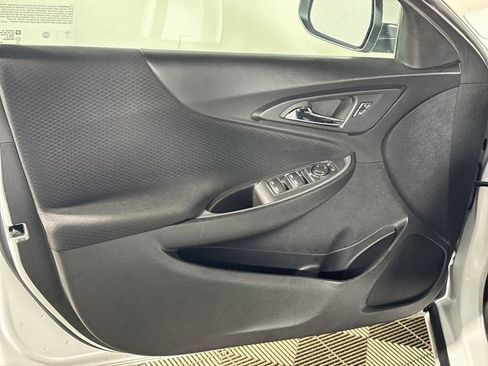 Used 2024 Chevrolet Malibu LT FWD image 10