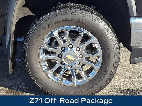Used 2024 Chevrolet Silverado 3500 LTZ image 12
