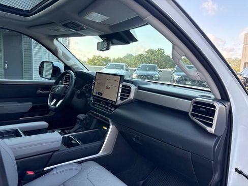Used 2022 Toyota Tundra Limited w/ TRD Off-Road Package AWD/4WD image 15