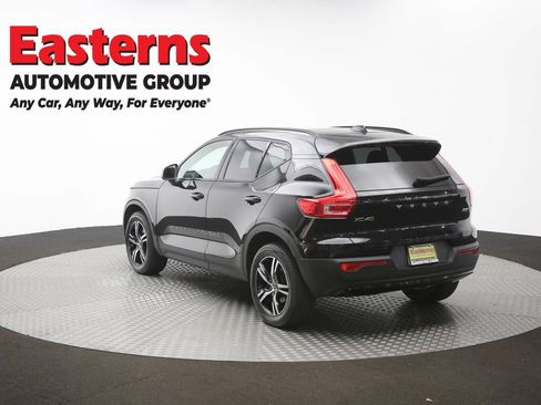 Used 2024 Volvo XC40 B5 Core AWD/4WD image 65