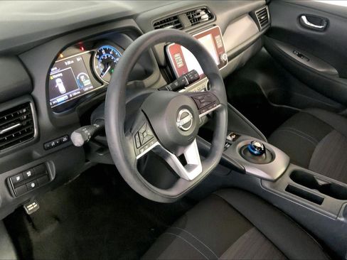 Used 2023 Nissan Leaf S FWD image 14