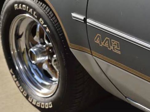 Used 1987 Oldsmobile Cutlass Supreme Salon image 15