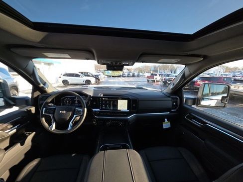 New 2026 Chevrolet Silverado 2500 LTZ w/ LTZ Premium Package image 13