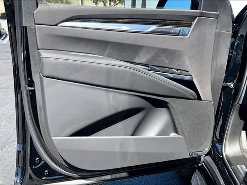 New 2026 Cadillac Escalade ESV 2WD w/ LPO, Floor Liner Package image 11