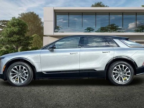 New 2026 Cadillac Lyriq Sport image 7