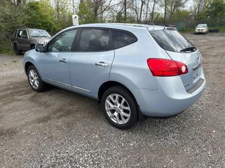 Used 2011 Nissan Rogue SV w/ SL Pkg AWD/4WD video 2