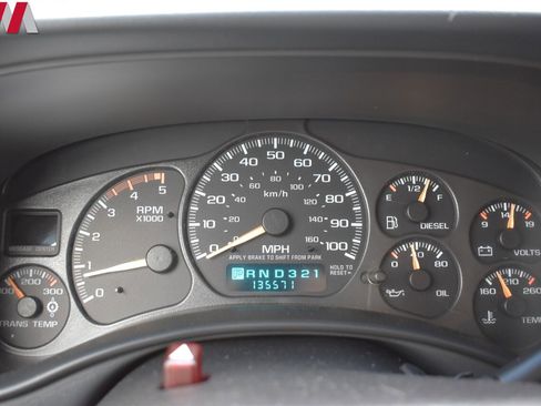 Used 2002 Chevrolet Silverado 2500 LS w/ Electrical Convenience Pkg AWD/4WD image 15