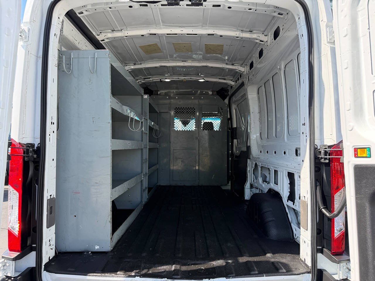 Used 2020 Ford Transit 250 Medium Roof RWD image 11