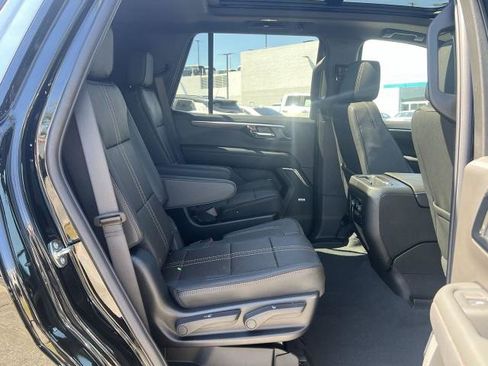 New 2026 Chevrolet Tahoe High Country w/ LPO, Get Active Package AWD/4WD image 28