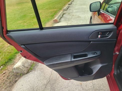 Used 2014 Subaru Impreza 2.0i Premium w/ All-Weather Package w/CVT image 26