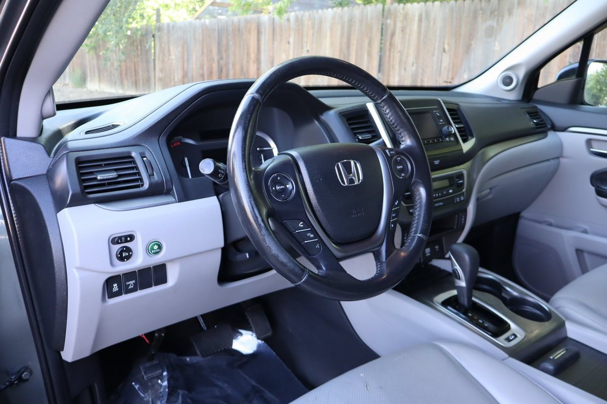 Used 2019 Honda Ridgeline RTL image 15