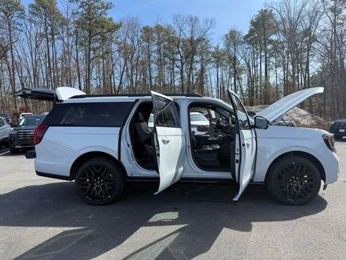 New 2026 Ford Expedition Max Platinum w/ Stealth Performance Package image 29