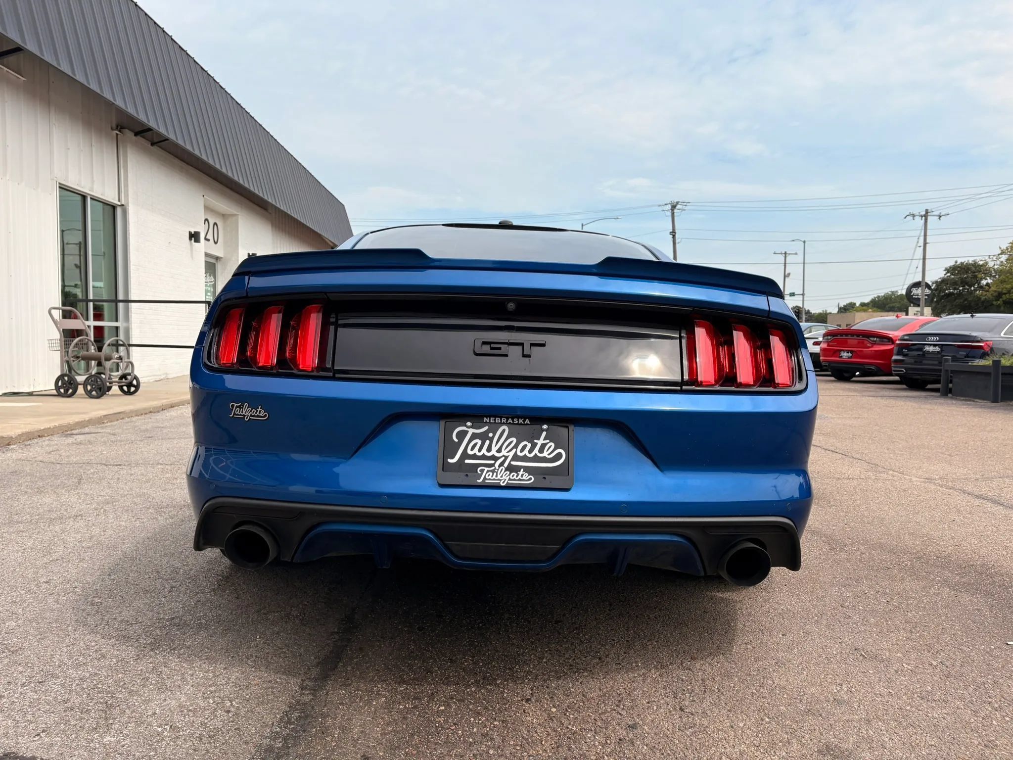 Used 2017 Ford Mustang GT Premium w/ GT Performance Package RWD image 6