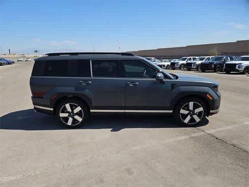 Used 2024 Hyundai Santa Fe Limited image 11