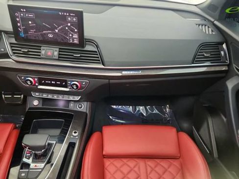 Used 2025 Audi SQ5 Prestige AWD/4WD image 37