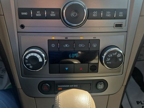 Used 2011 Chevrolet Malibu LTZ FWD image 32