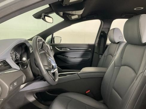 Used 2024 Buick Enclave Essence w/ Sport Touring Edition AWD/4WD image 27