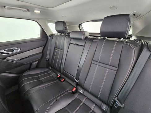 Used 2022 Land Rover Range Rover Velar S image 18