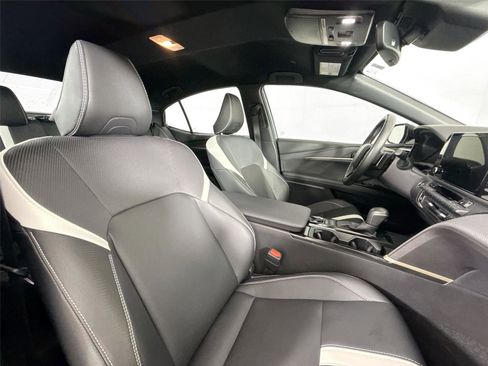 Certified 2025 Toyota Camry SE image 42