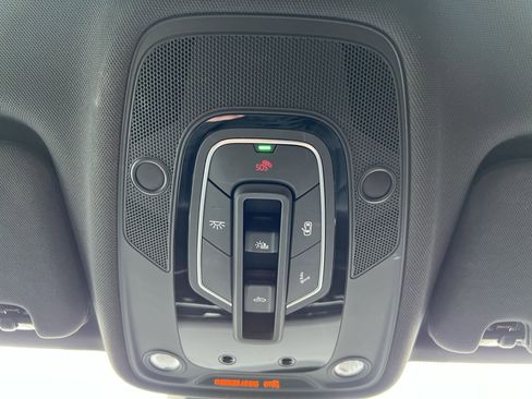 Used 2023 Audi Q7 2.0T Premium Plus image 28