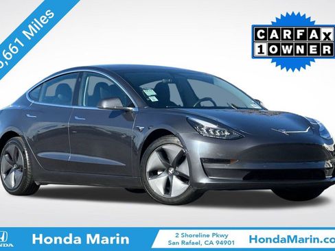 Used 2018 Tesla Model 3 Mid Range image 1