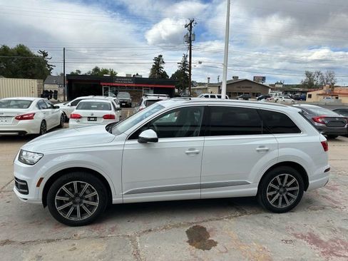 Used 2017 Audi Q7 3.0T Premium Plus w/ Premium Plus Package AWD/4WD image 4