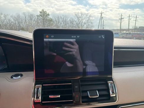 Used 2019 Lincoln Navigator L Reserve image 7