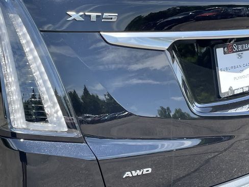 Used 2023 Cadillac XT5 Sportv w/ LPO, Floor Liner Package AWD/4WD image 40