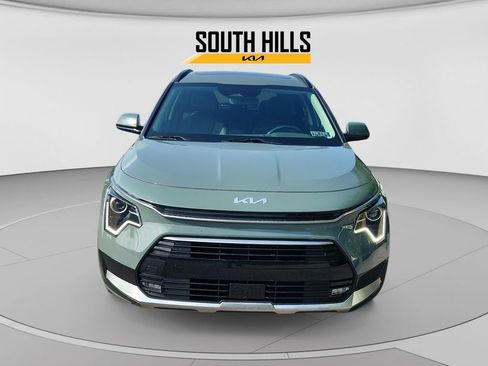 Certified 2023 Kia Niro EX Touring FWD image 8