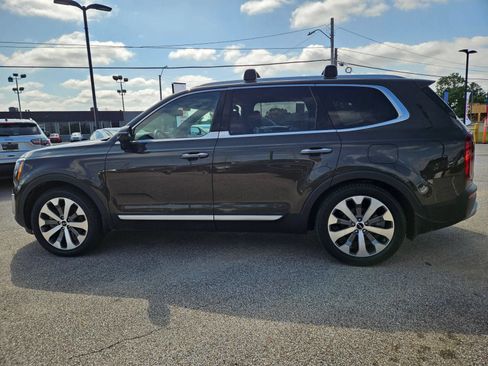 Used 2022 Kia Telluride SX w/ Towing Package FWD image 2