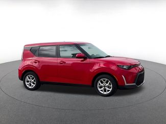 Used 2025 Kia Soul LX w/ LX Technology Package video 2