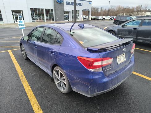 Used 2023 Subaru Impreza 2.0i Sport image 3
