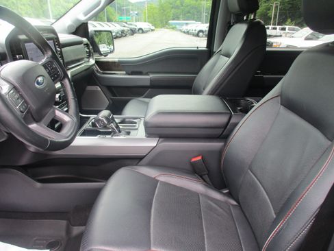 Certified 2023 Ford F150 Lariat w/ Trailer Tow Package AWD/4WD image 15