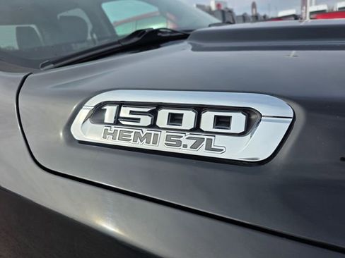 Used 2019 RAM 1500 Laramie image 8