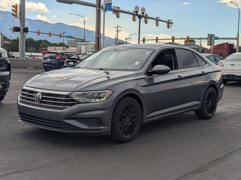 Used 2020 Volkswagen Jetta S w/ Driver Assistance Package FWD image 9