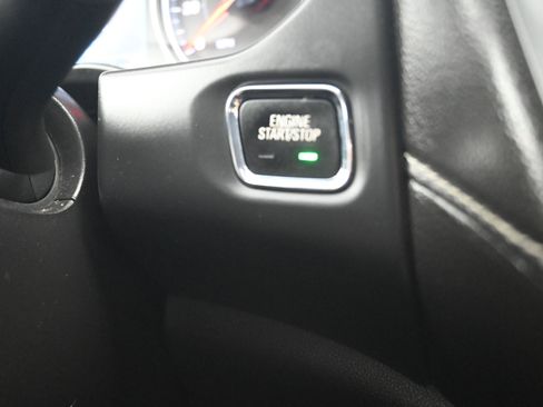 Certified 2023 GMC Acadia SLE image 14