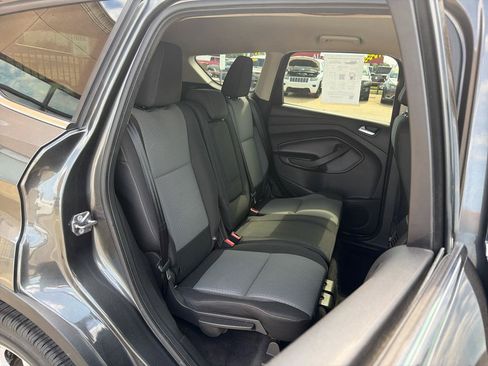 Used 2017 Ford Escape SE FWD image 25