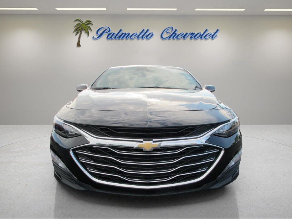 Used 2025 Chevrolet Malibu LT FWD image 7