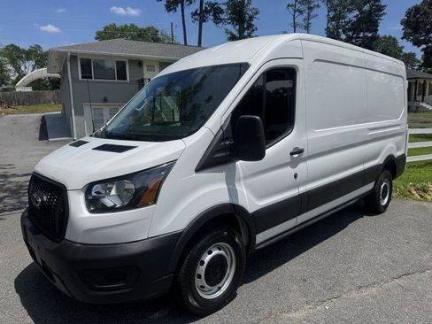 Used 2025 Ford Transit 250 148 Medium Roof RWD image 1